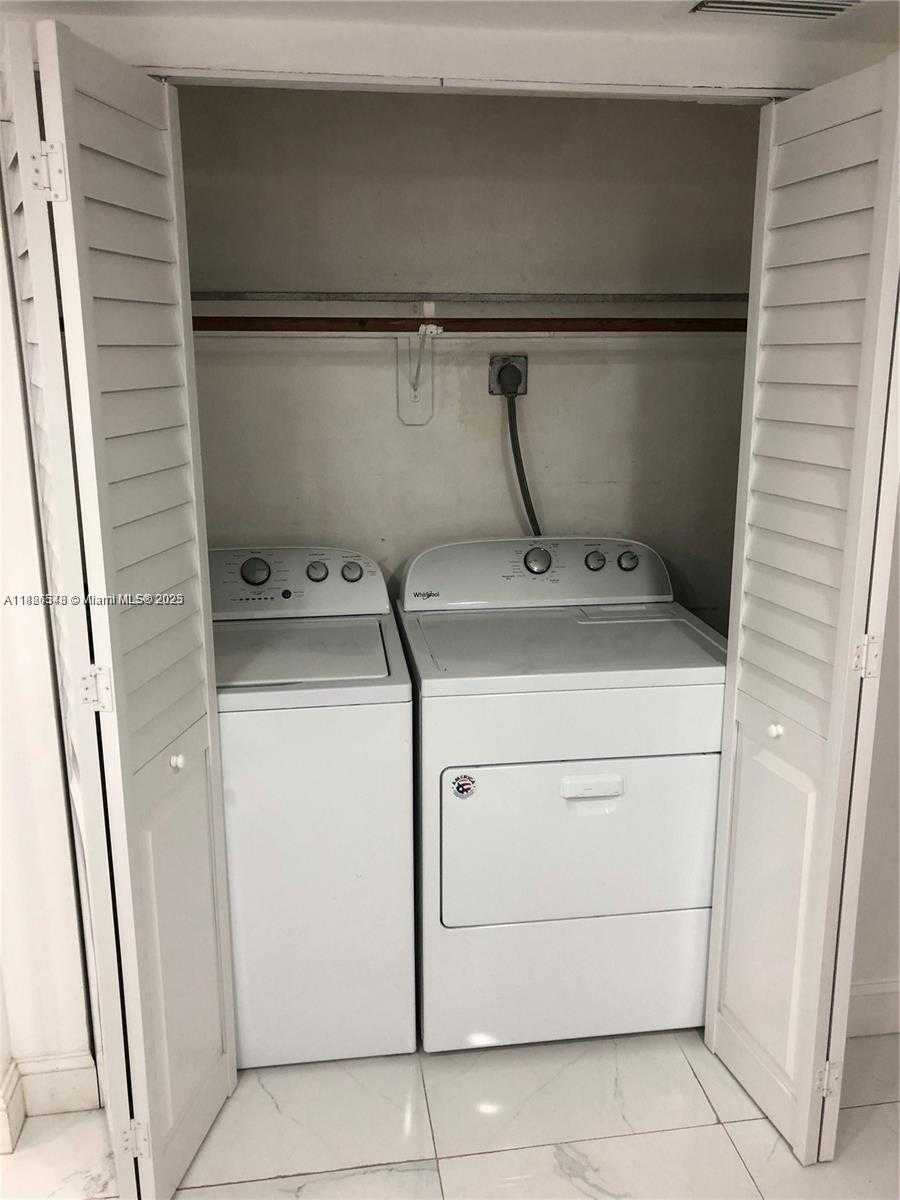 Small Image of 1555 WEST 44TH PL #334, Hialeah Number 2