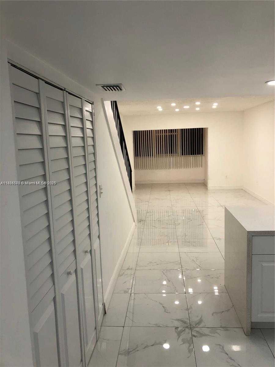 Small Image of 1555 WEST 44TH PL #334, Hialeah Number 30