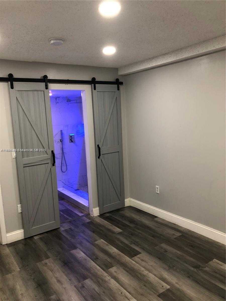 Small Image of 1555 WEST 44TH PL #334, Hialeah Number 8