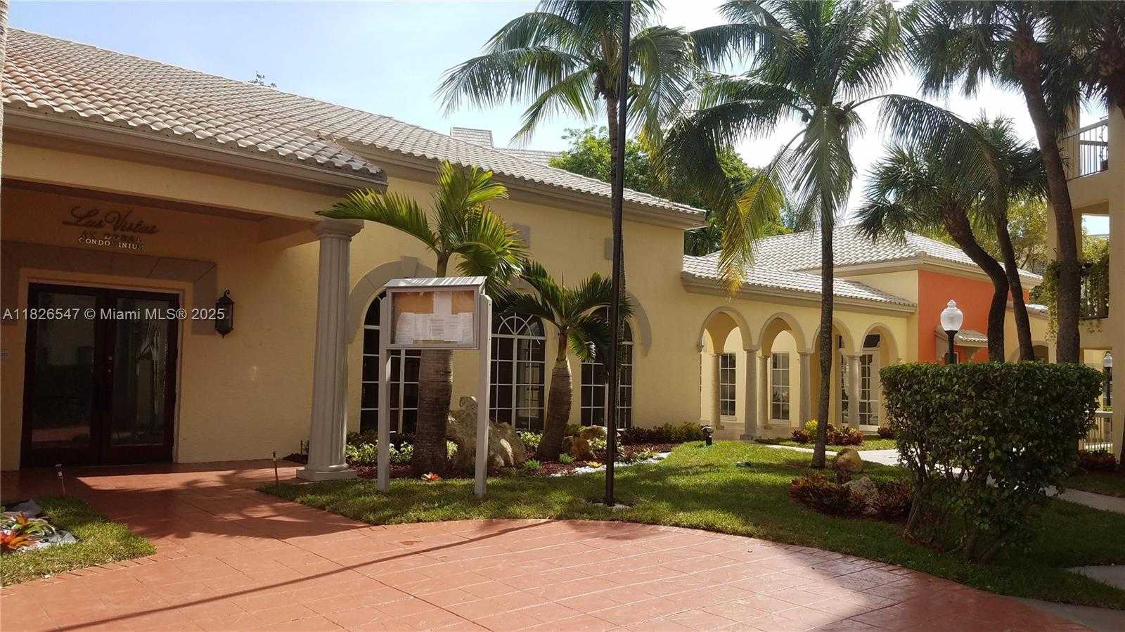 Small Image of 8100 GENEVA CT #438, Doral Number 10