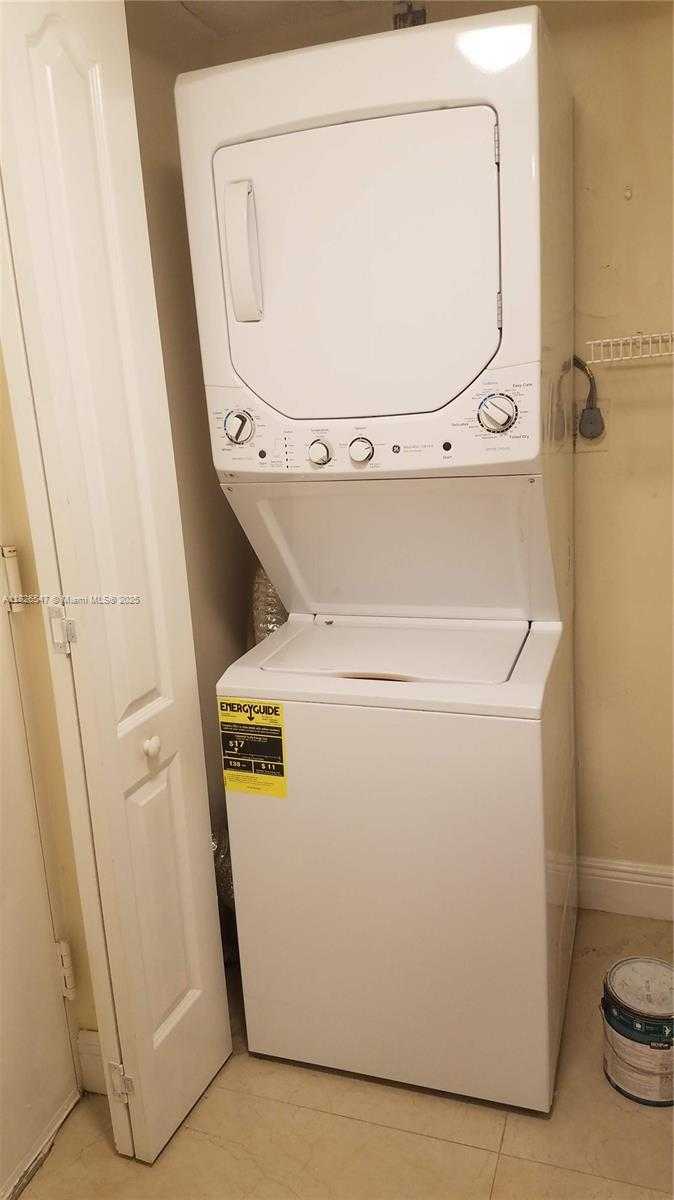 Small Image of 8100 GENEVA CT #438, Doral Number 8