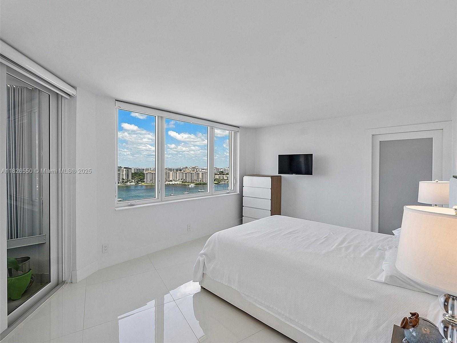 Small Image of 550 SOUTH OCEAN BLVD #1509, Boca Raton Number 23
