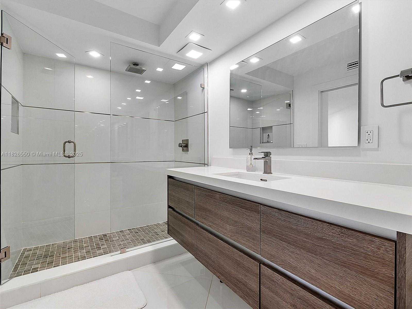 Small Image of 550 SOUTH OCEAN BLVD #1509, Boca Raton Number 26