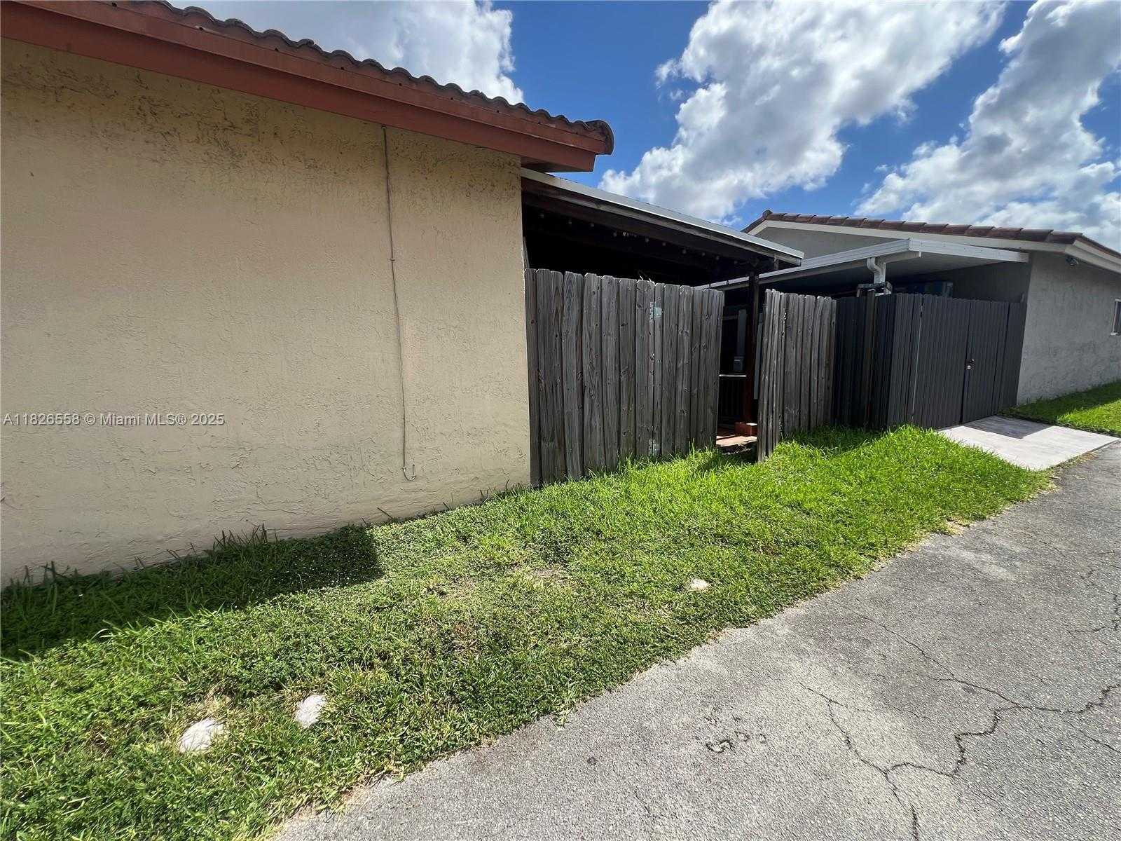 Small Image of 7001 WEST 35TH AVE #181, Hialeah Number 14