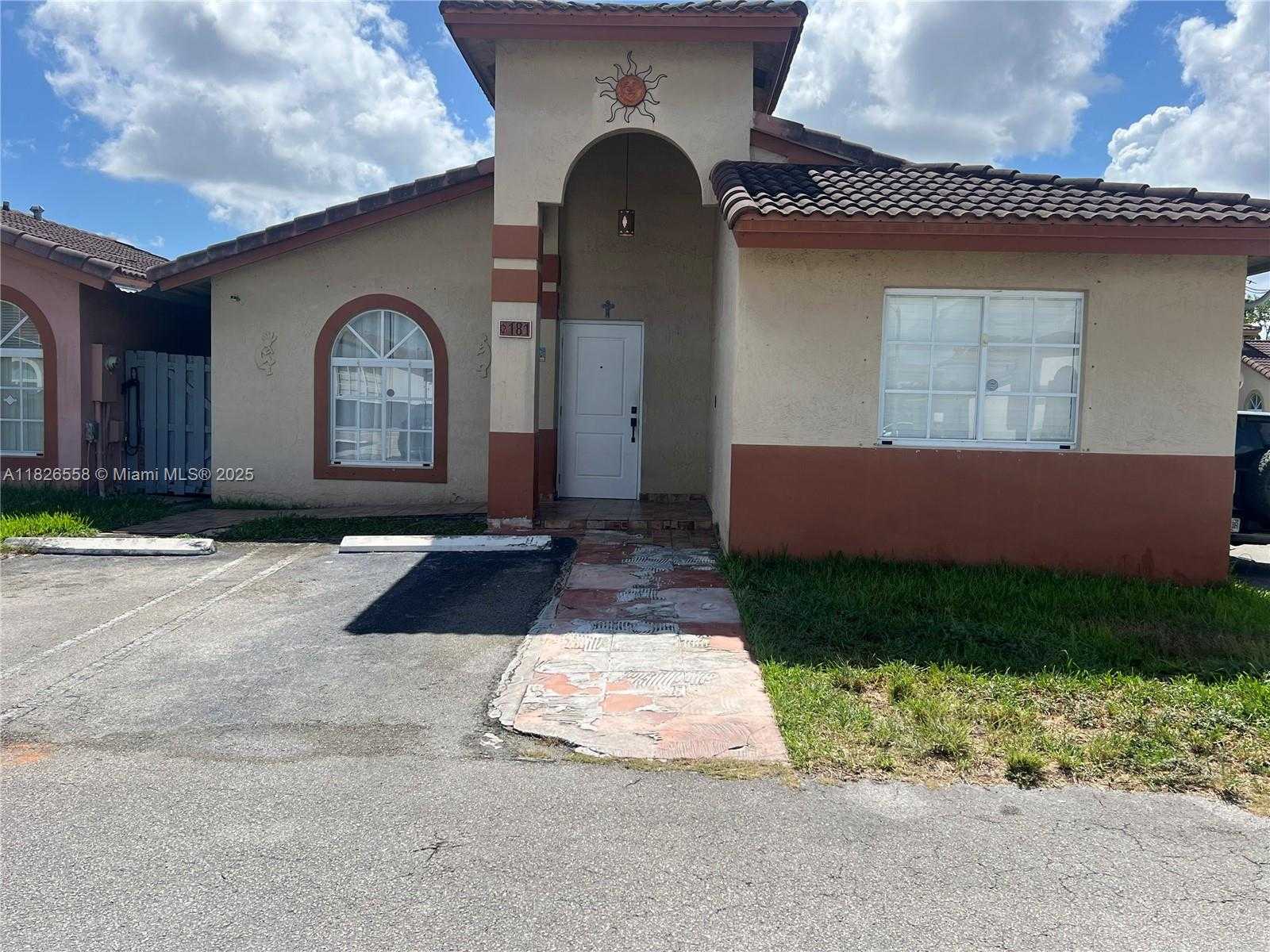 Small Image of 7001 WEST 35TH AVE #181, Hialeah Number 3
