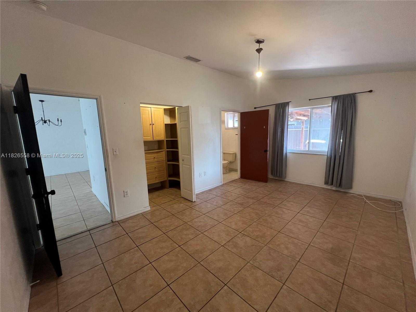 Small Image of 7001 WEST 35TH AVE #181, Hialeah Number 6