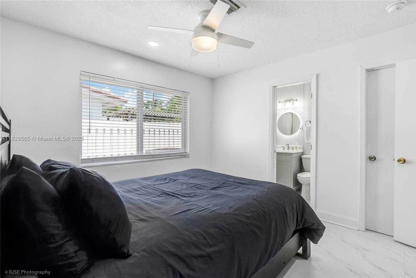 Small Image of 1633 SOUTH EAST 5TH CT, Deerfield Beach Number 11