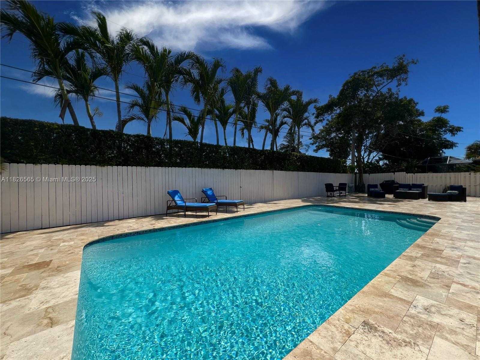 Small Image of 1633 SOUTH EAST 5TH CT, Deerfield Beach Number 19