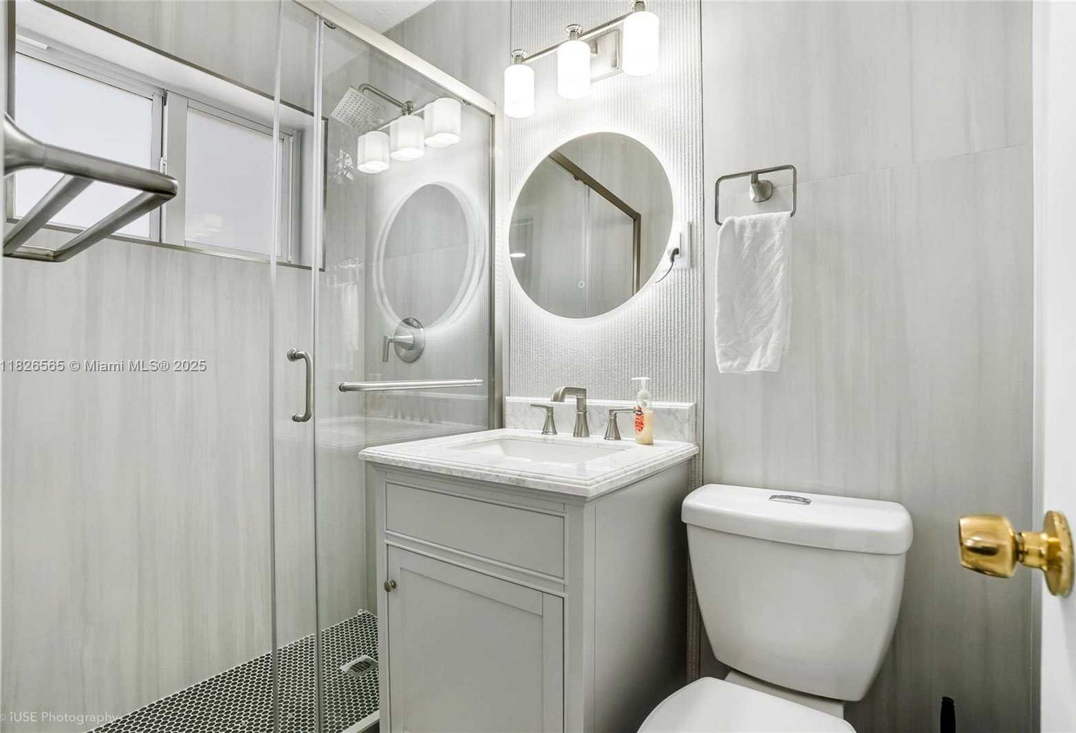 Small Image of 1633 SOUTH EAST 5TH CT, Deerfield Beach Number 9