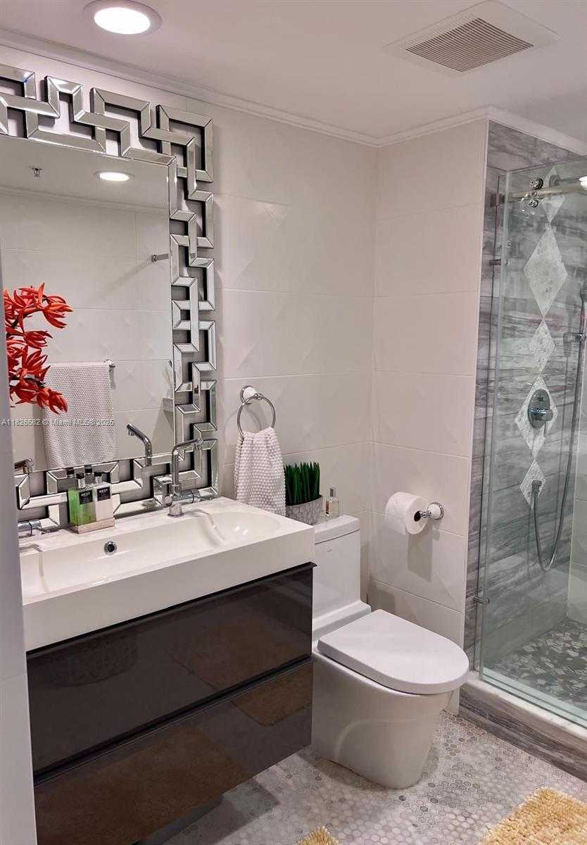 Small Image of 18800 NORTH EAST 29TH AVE #627, Aventura Number 11