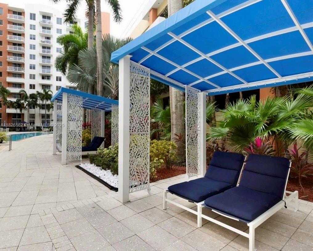 Small Image of 18800 NORTH EAST 29TH AVE #627, Aventura Number 15