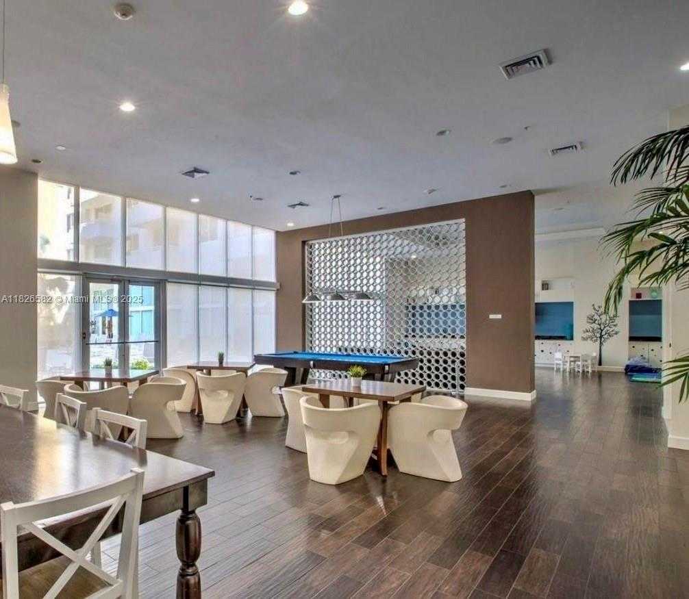 Small Image of 18800 NORTH EAST 29TH AVE #627, Aventura Number 24
