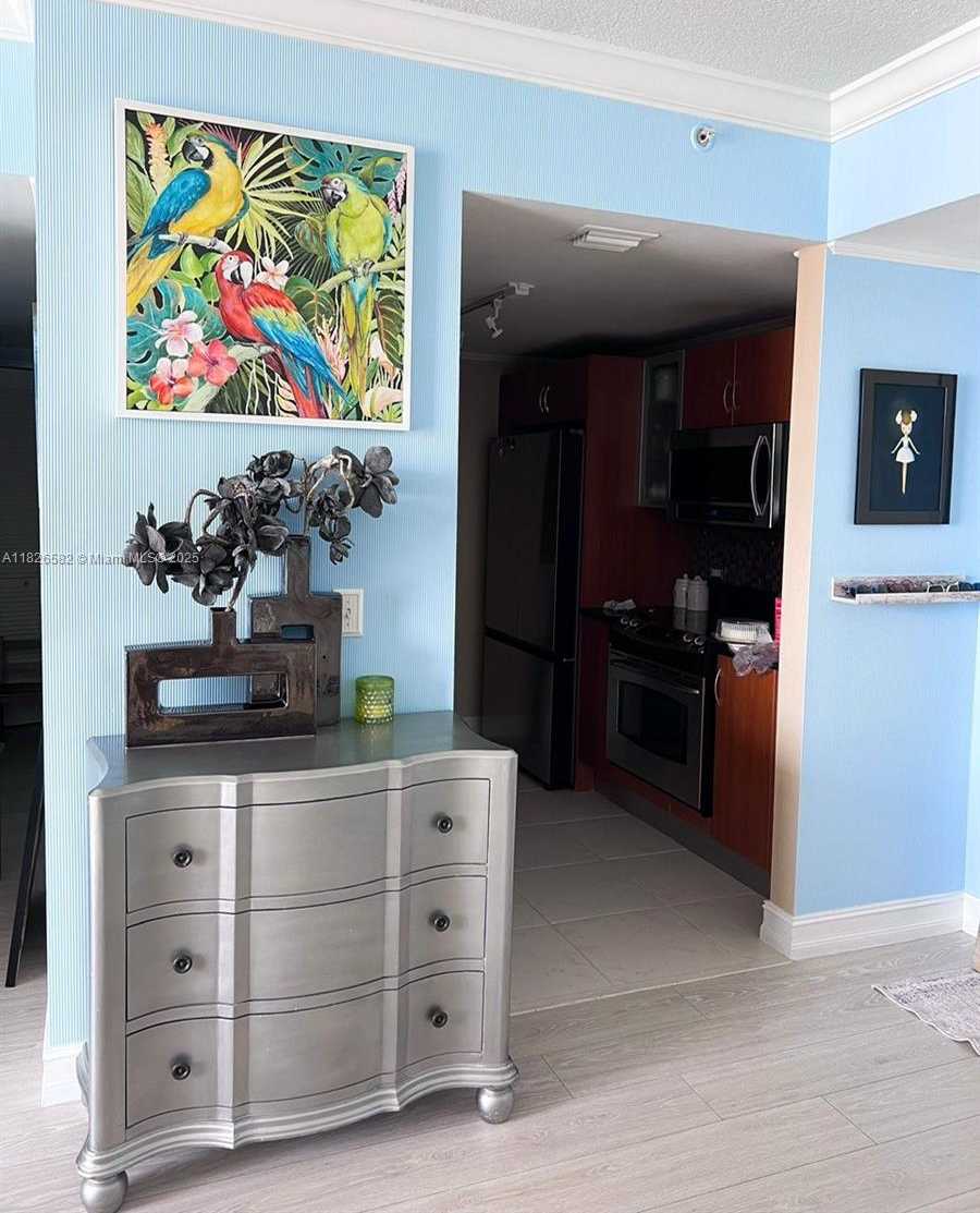 Small Image of 18800 NORTH EAST 29TH AVE #627, Aventura Number 4