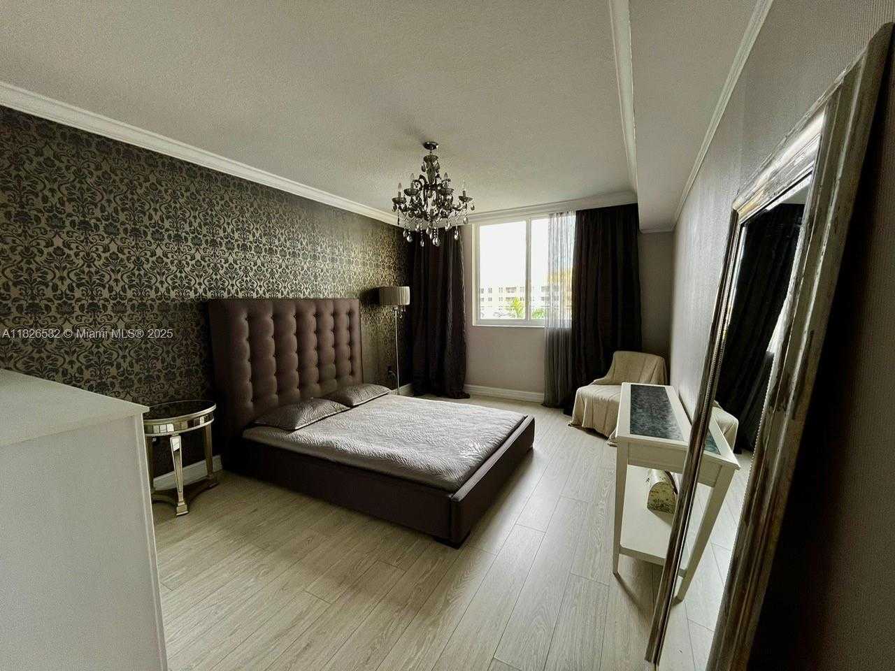 Small Image of 18800 NORTH EAST 29TH AVE #627, Aventura Number 6