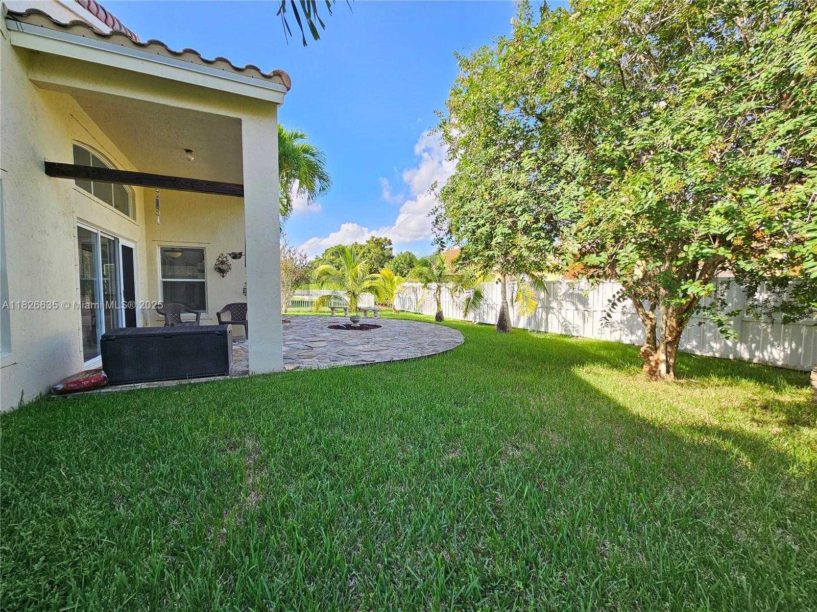 Small Image of 743 SOUTH WEST 190TH AVE #743, Pembroke Pines Number 20
