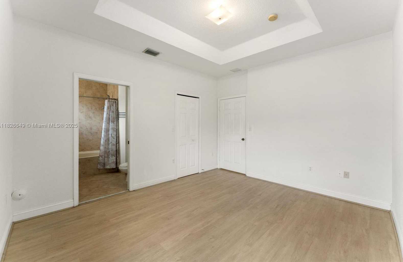 Small Image of 18032 NORTH WEST 74TH CT #18302, Hialeah Number 13