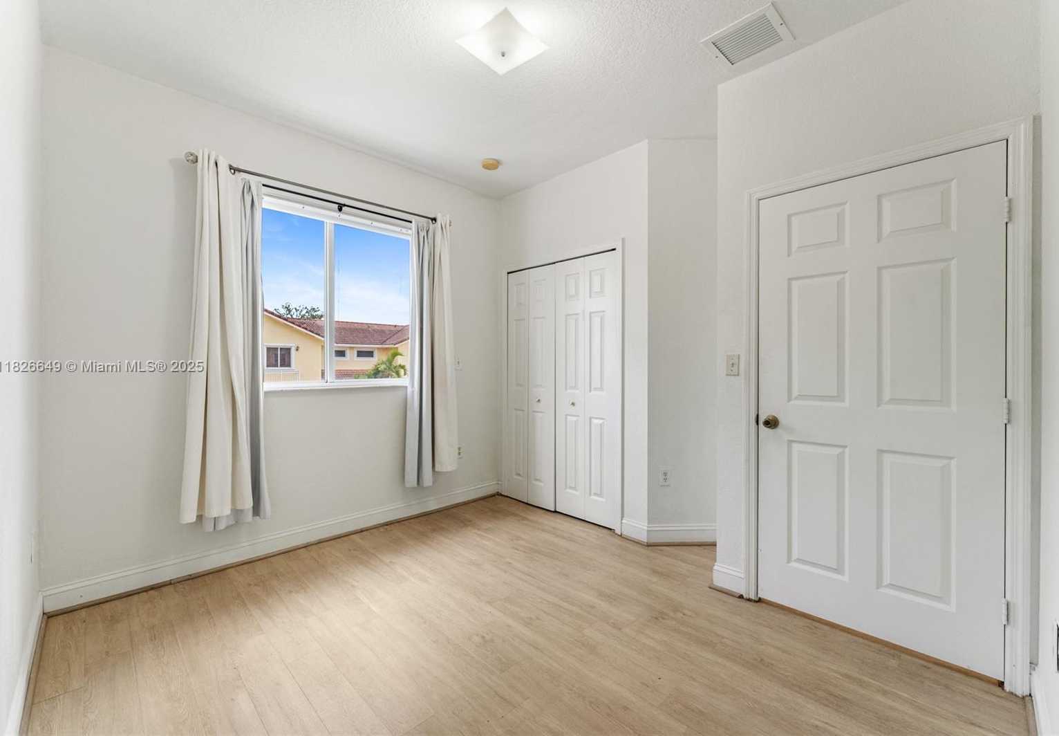 Small Image of 18032 NORTH WEST 74TH CT #18302, Hialeah Number 15