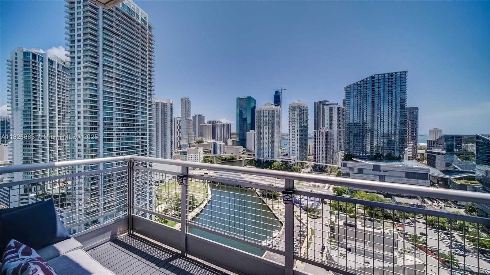 Small Image of 690 SOUTH WEST 1ST CT #2704, Miami Number 2