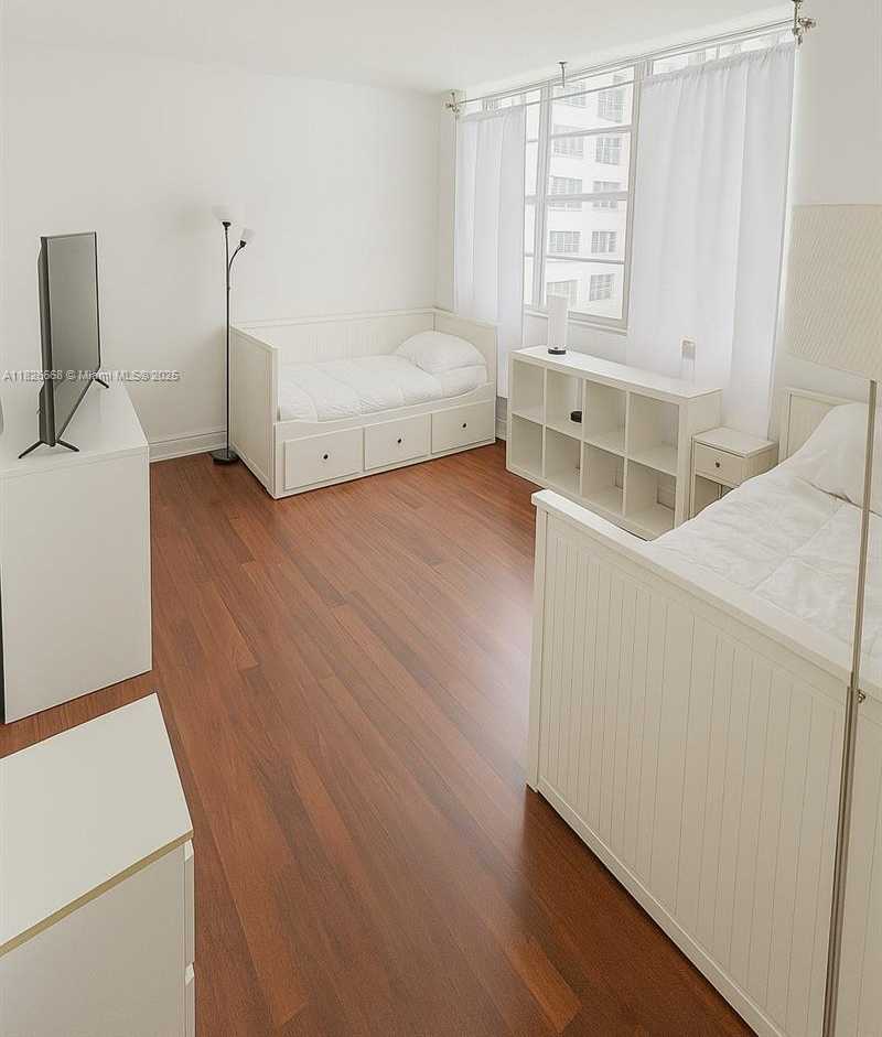Small Image of 905 BRICKELL BAY DR #1022, Miami Number 11