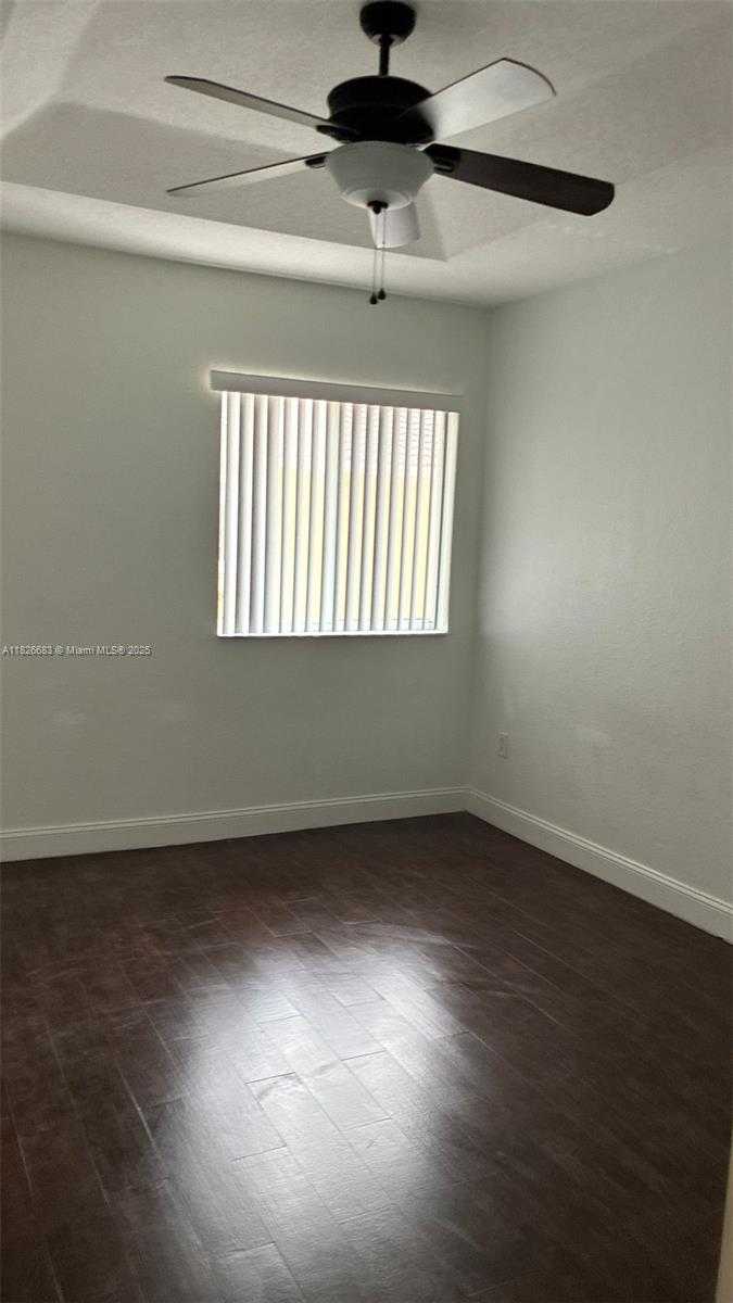 Small Image of 17920 NORTH WEST 74TH CT #17920, Hialeah Number 10