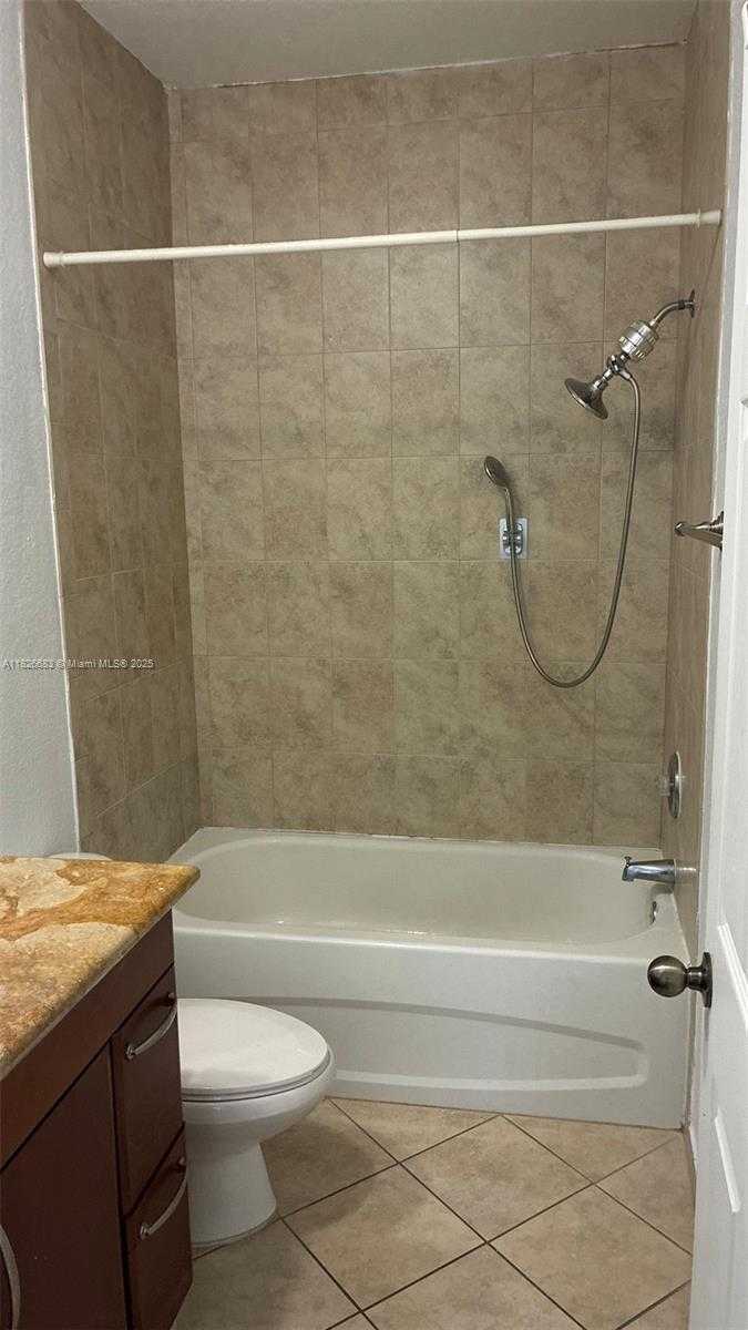 Small Image of 17920 NORTH WEST 74TH CT #17920, Hialeah Number 13