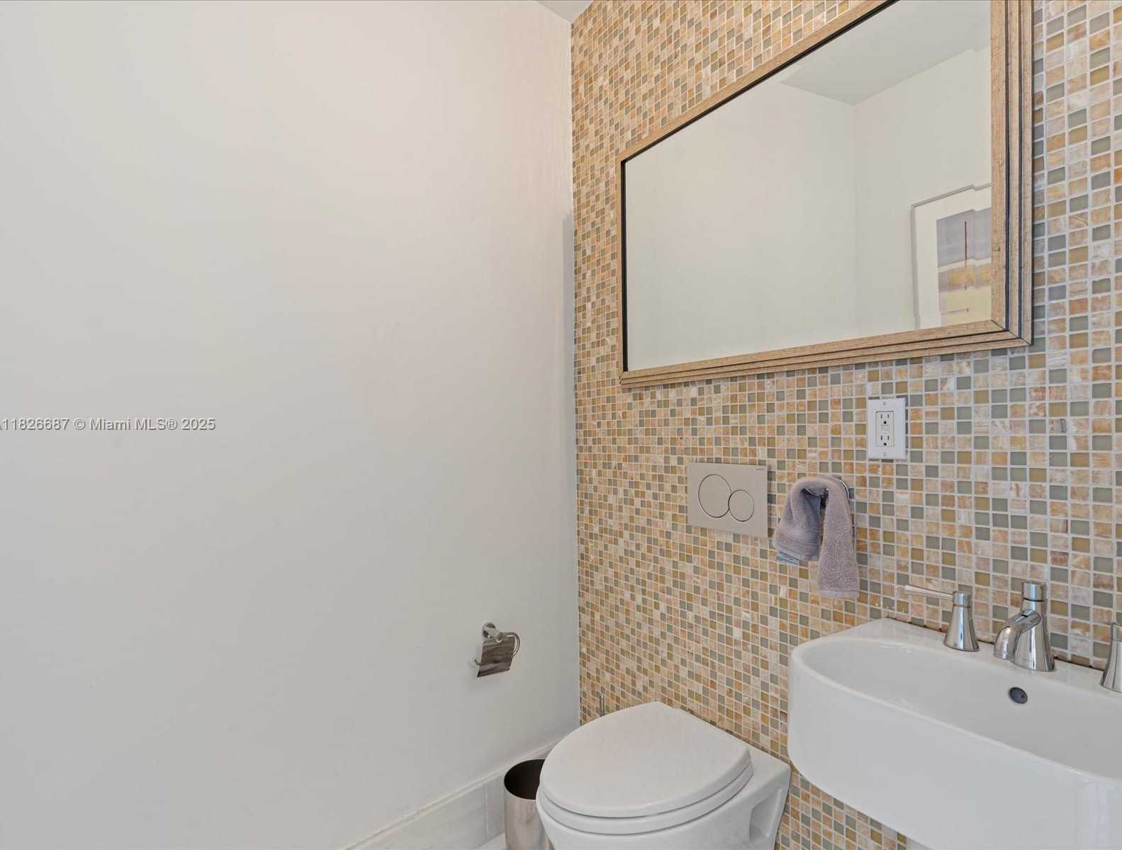 Small Image of 18101 COLLINS AVE #1904, Sunny Isles Beach Number 13