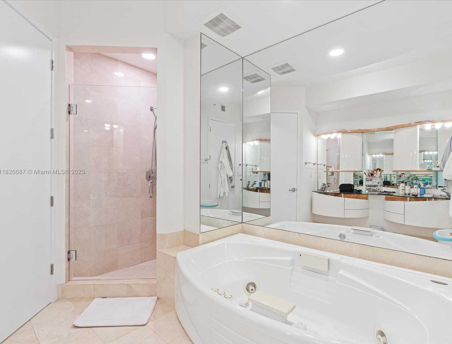 Small Image of 18101 COLLINS AVE #1904, Sunny Isles Beach Number 22