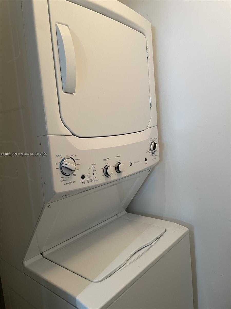 Imagen de Pequeño Objeto