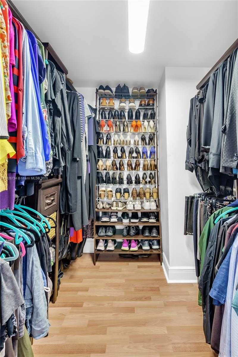 Small Image of 1250 SOUTH MIAMI AVE #2401, Miami Number 18
