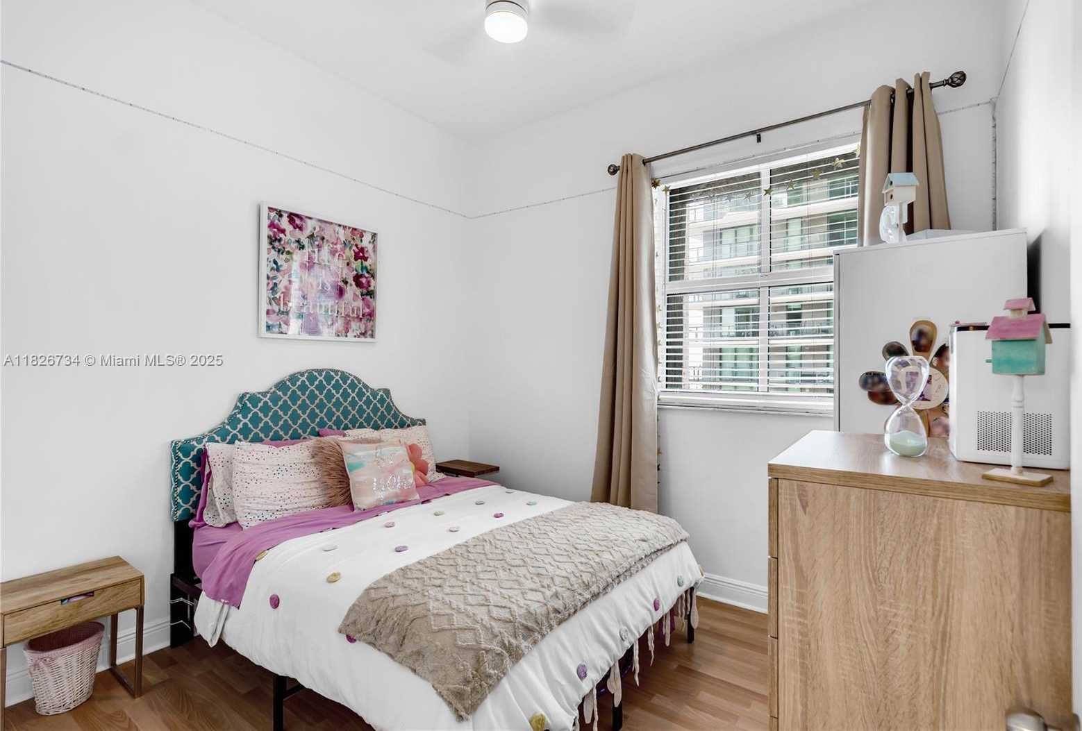 Small Image of 1250 SOUTH MIAMI AVE #2401, Miami Number 19