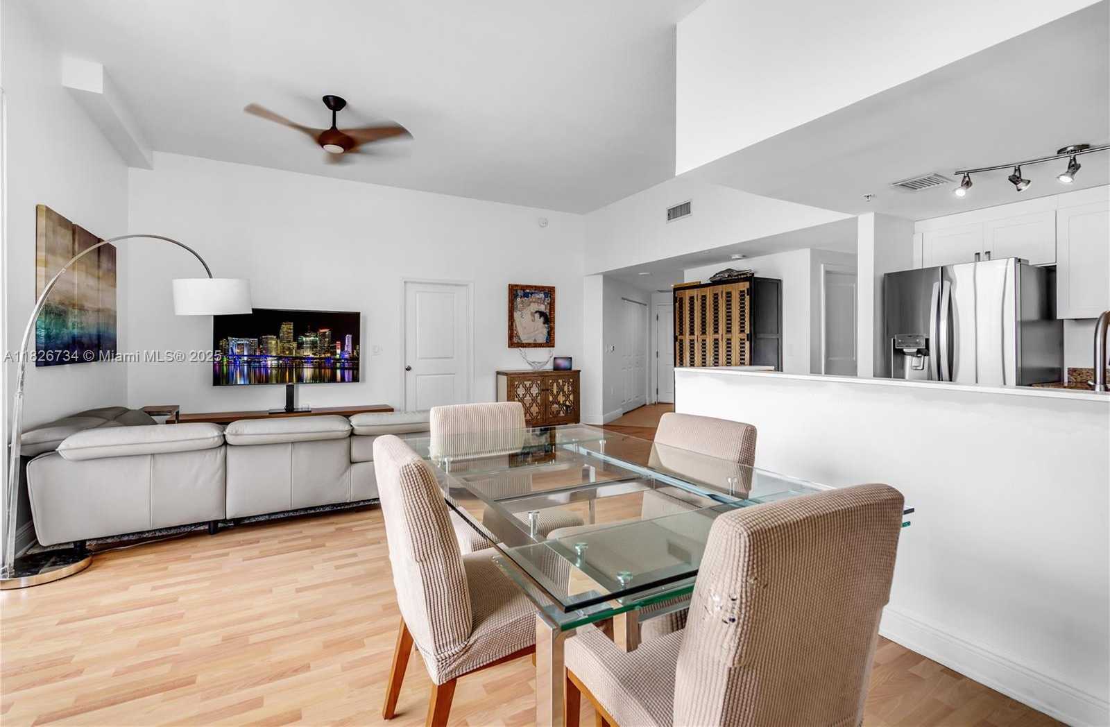 Small Image of 1250 SOUTH MIAMI AVE #2401, Miami Number 6