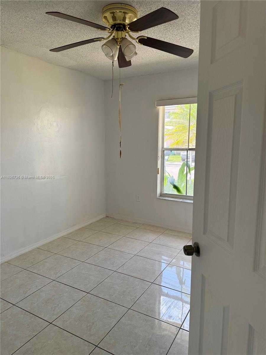 Small Image of 12090 SOUTH WEST 250TH TER, Homestead Number 11