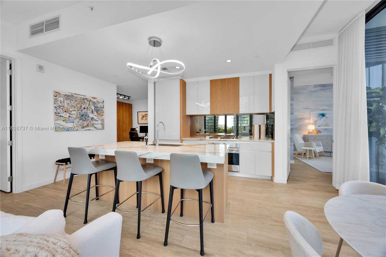 Small Image of 2831 SOUTH BAYSHORE DR #705, Miami Number 4
