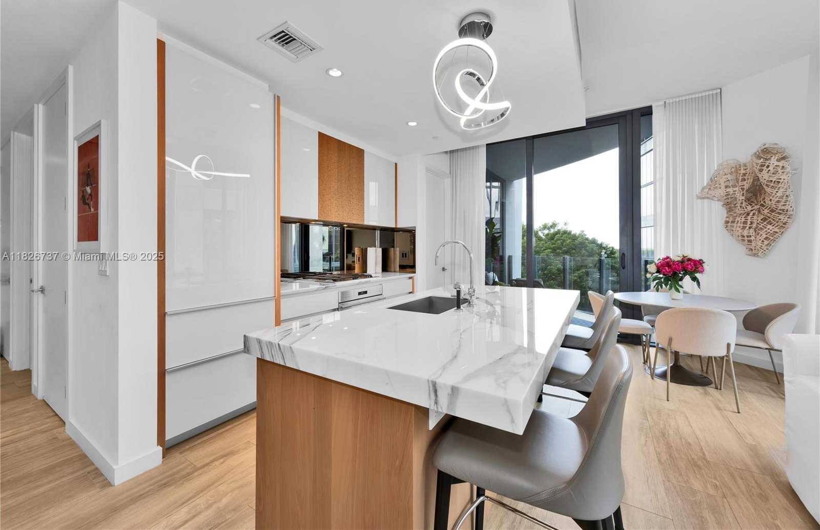 Small Image of 2831 SOUTH BAYSHORE DR #705, Miami Number 5