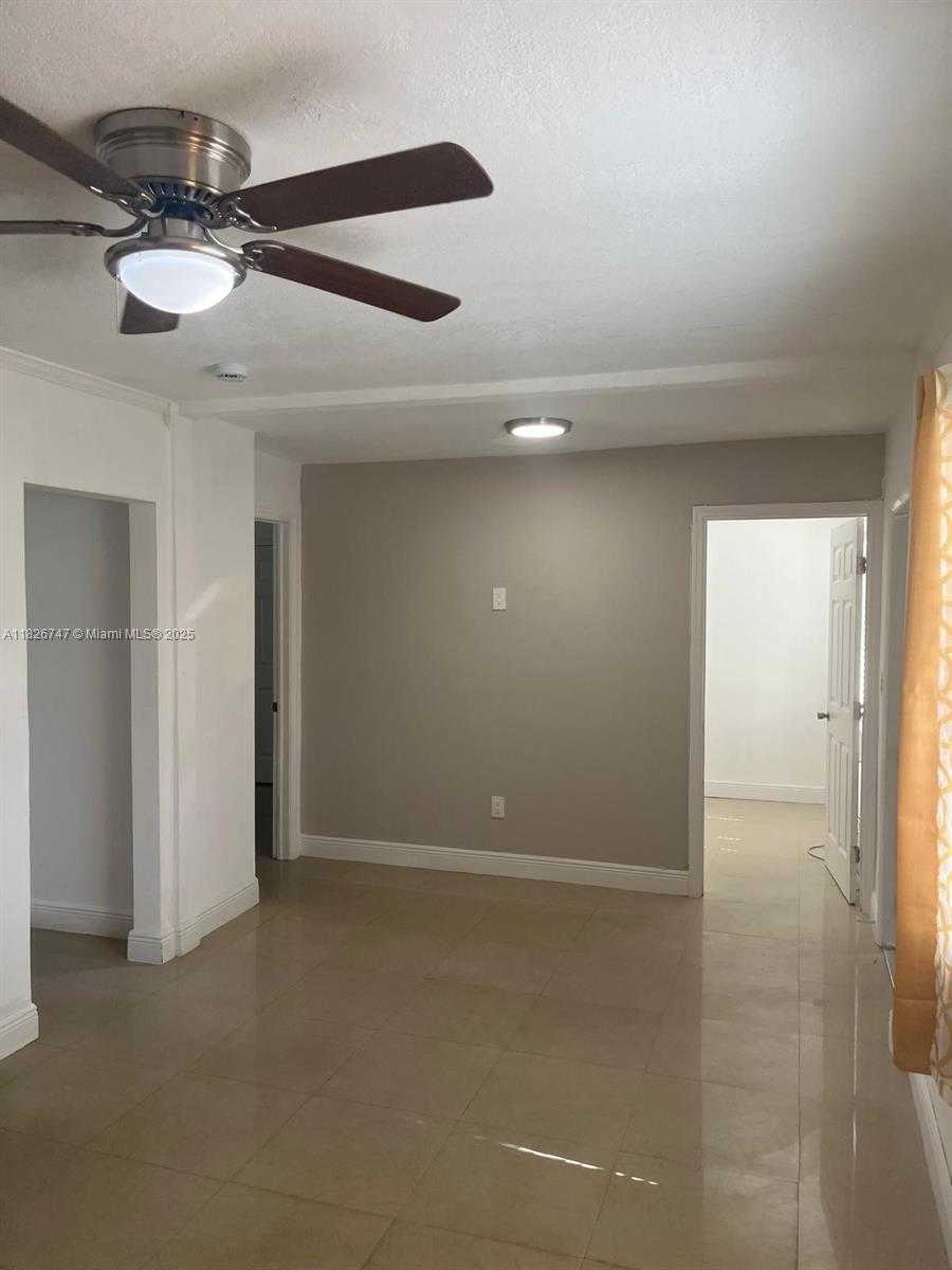 Small Image of 1641 TAFT ST #1N, Hollywood Number 6