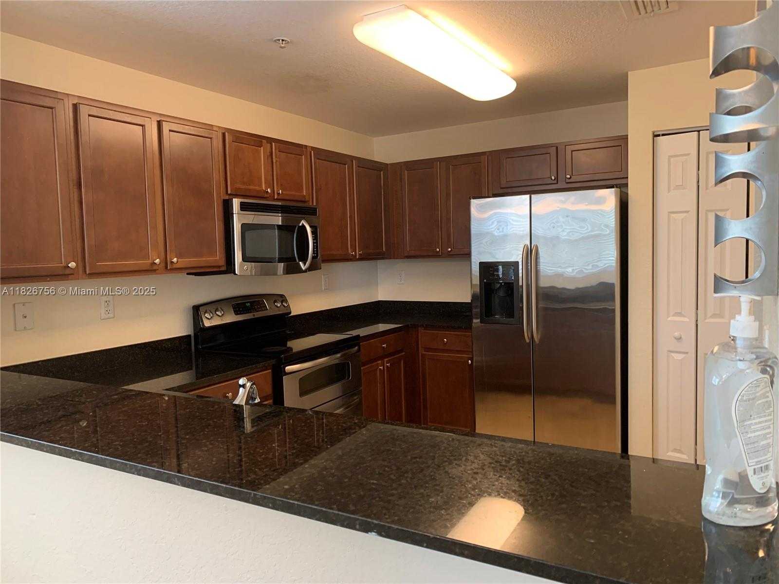 Small Image of 10800 NORTH WEST 88TH TER #109, Doral Number 2