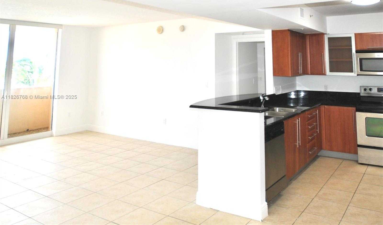 Small Image of 3232 SW 22nd Terrace, Miami, FL 33145, USA Number 4