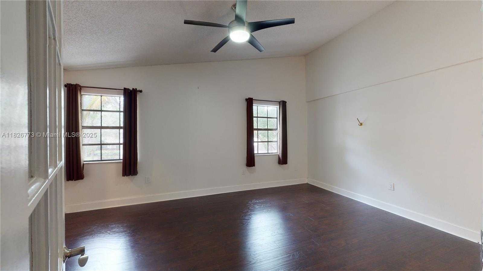 Small Image of 11212 SOUTH WEST 132ND CT W #1212, Miami Number 16