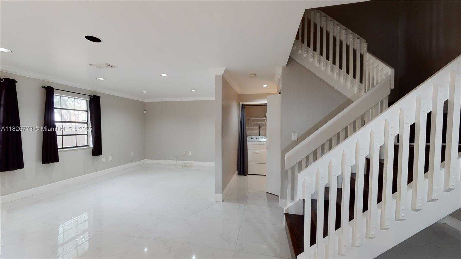 Small Image of 11212 SOUTH WEST 132ND CT W #1212, Miami Number 4