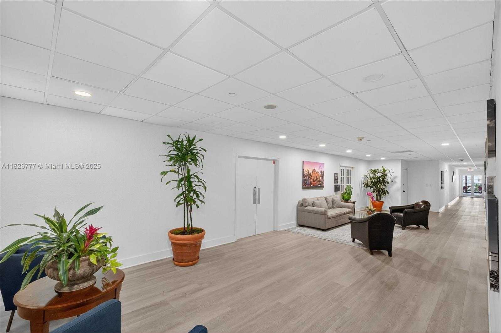 Small Image of 1450 BRICKELL BAY DR #1011, Miami Number 23