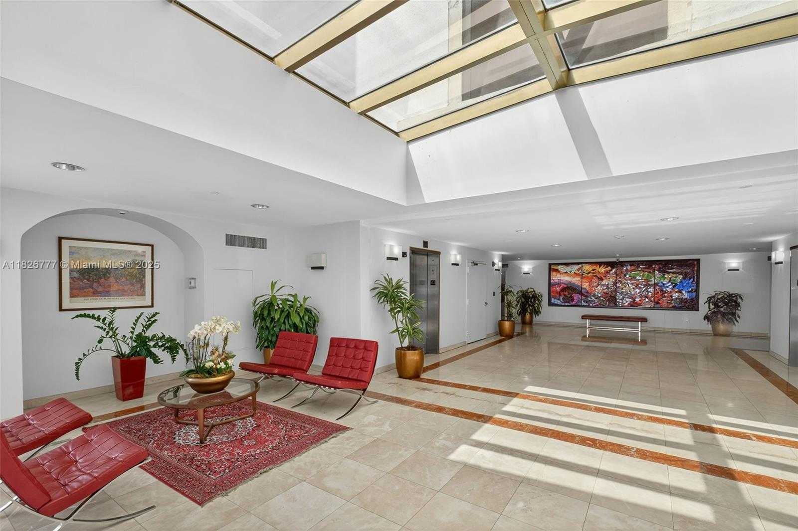 Small Image of 1450 BRICKELL BAY DR #1011, Miami Number 31