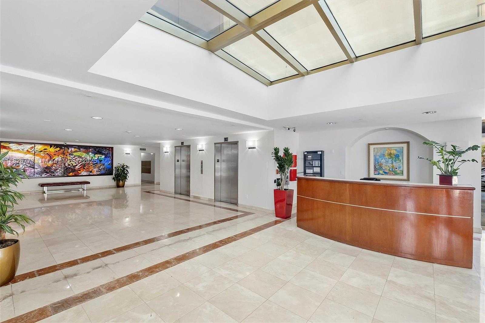 Small Image of 1450 BRICKELL BAY DR #1011, Miami Number 34