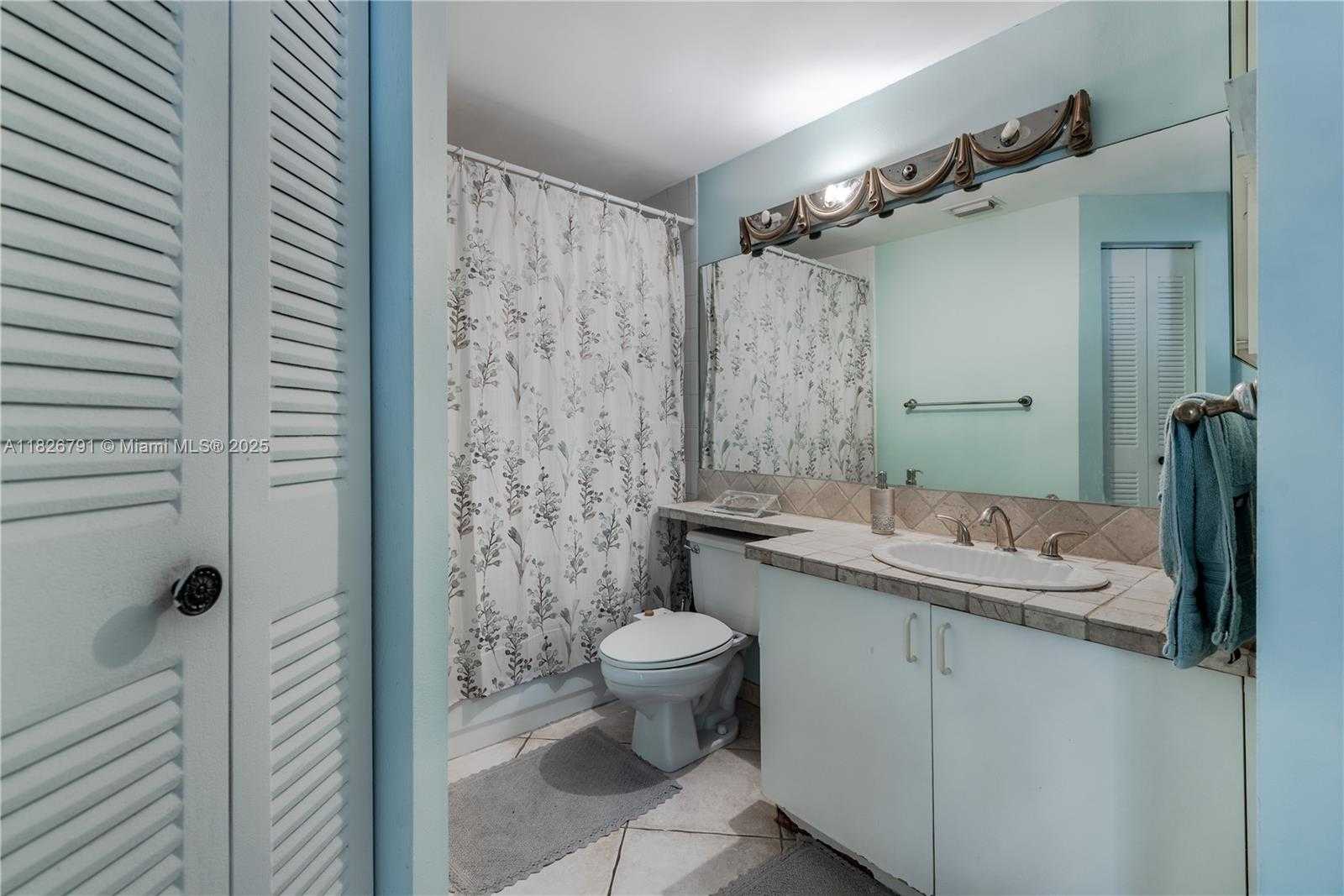 Small Image of 19601 EAST COUNTRY CLUB DR #7104, Aventura Number 18