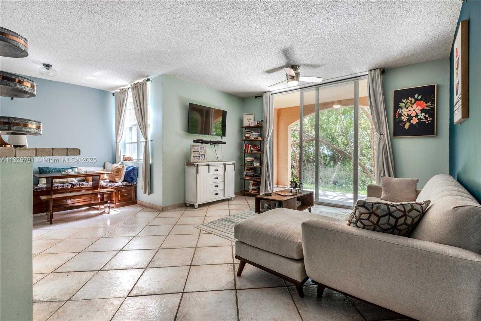 Small Image of 19601 EAST COUNTRY CLUB DR #7104, Aventura Number 4
