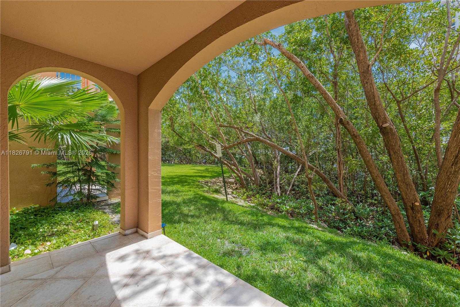 Small Image of 19601 EAST COUNTRY CLUB DR #7104, Aventura Number 7