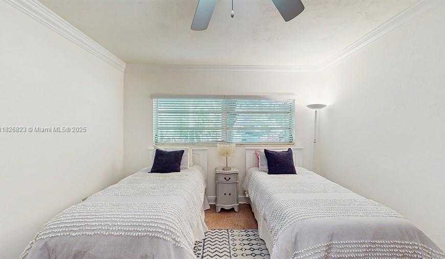 Small Image of 2920 COLUMBUS BLVD, Coral Gables Number 32
