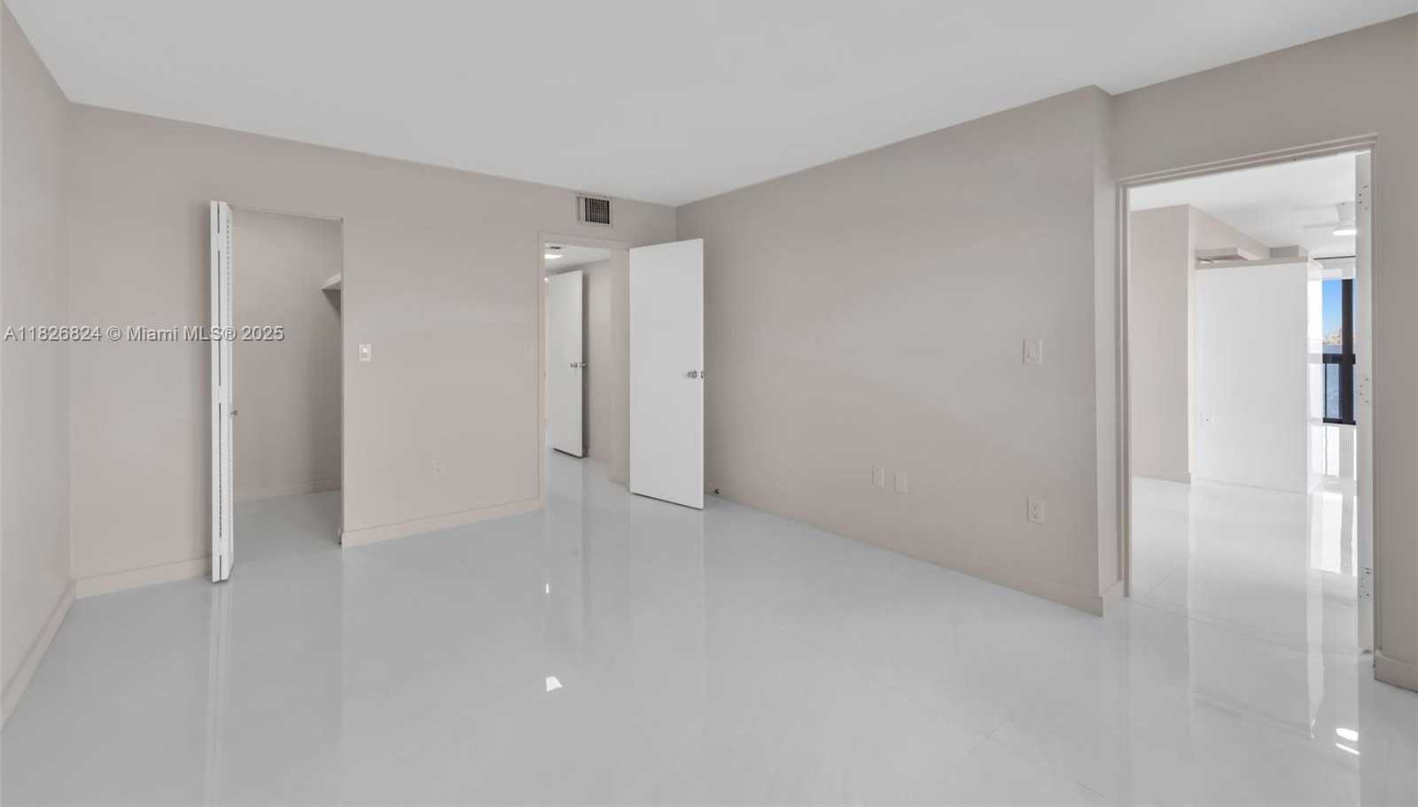Small Image of 2333 BRICKELL AVE #1701, Miami Number 11