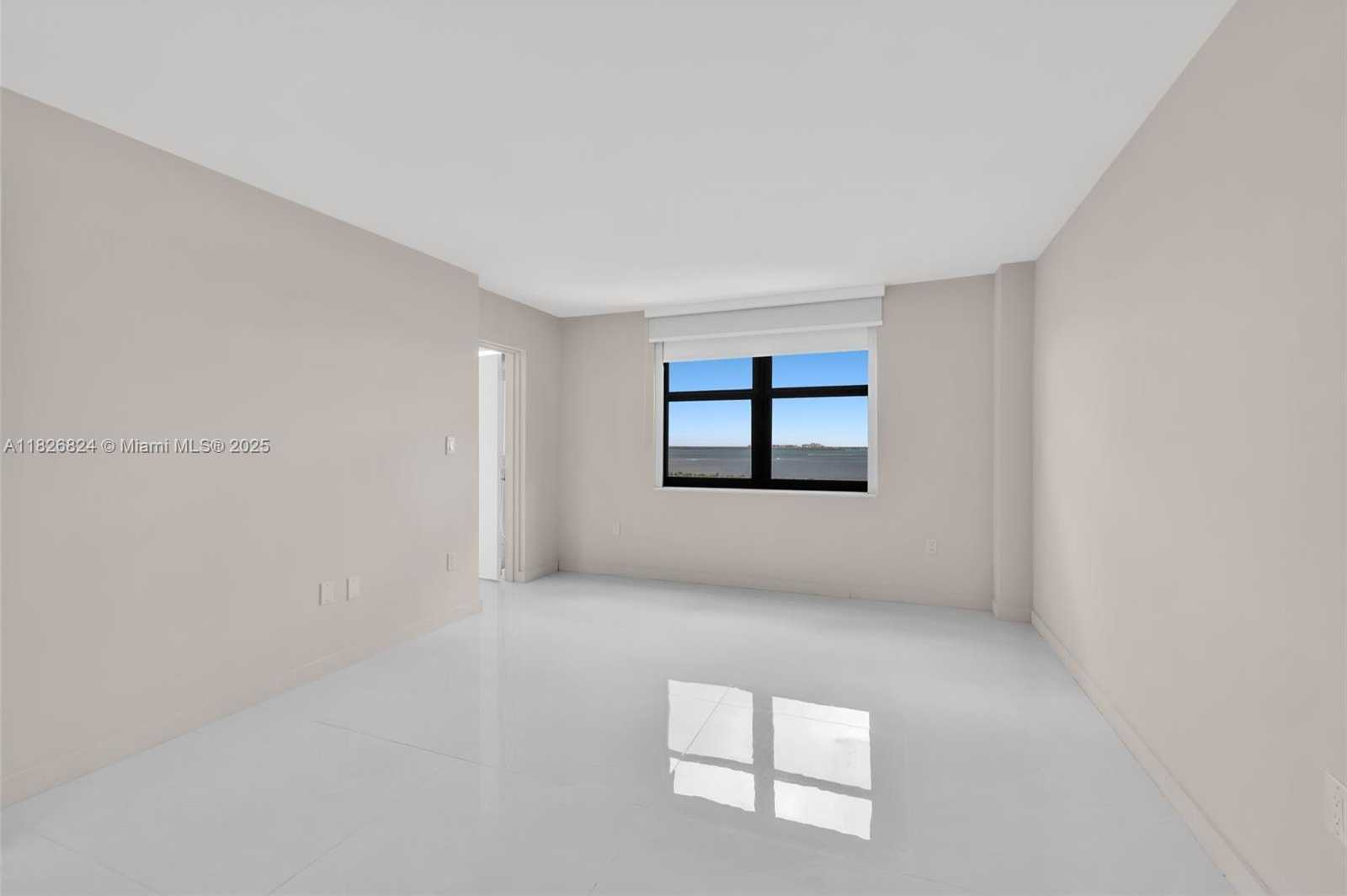 Small Image of 2333 BRICKELL AVE #1701, Miami Number 12