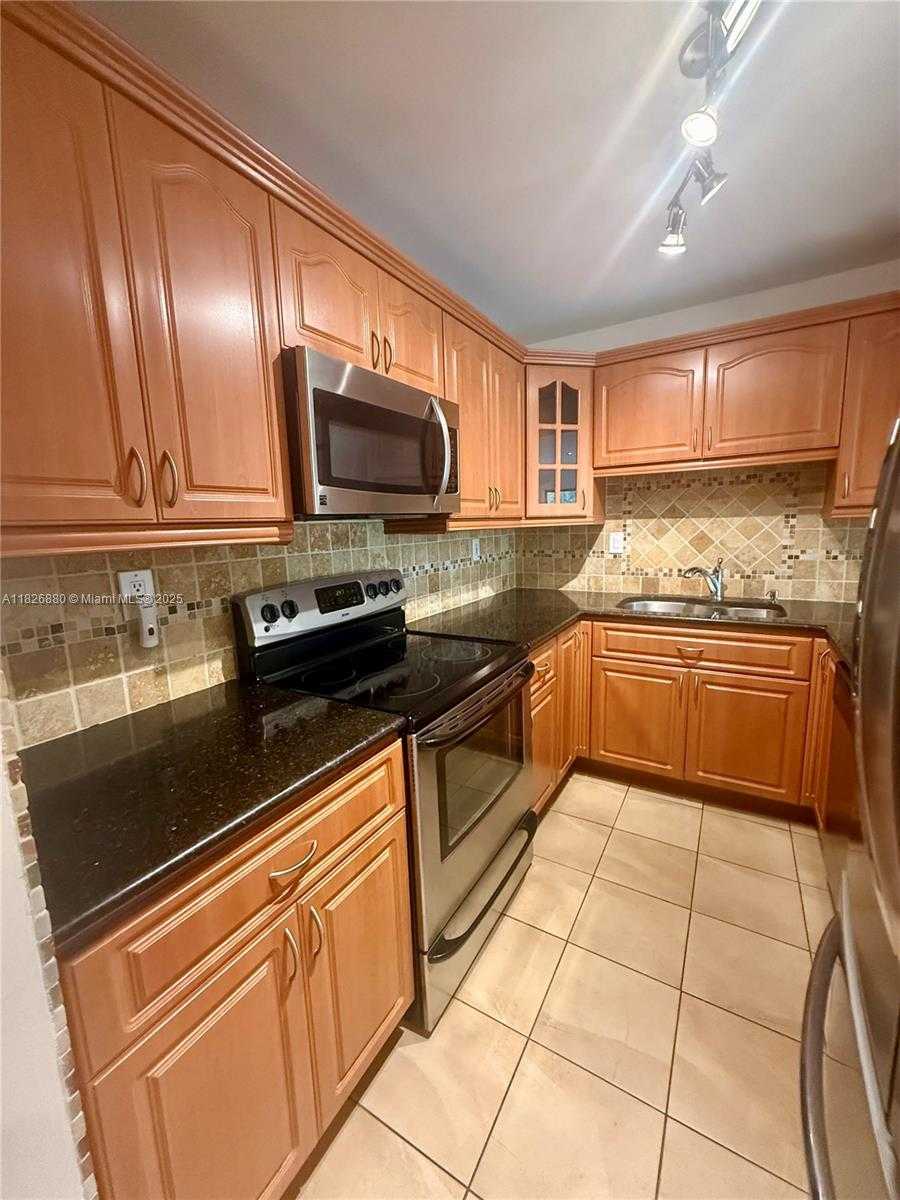 Small Image of 9301 SOUTH WEST 92ND AVE #A303, Miami Number 3