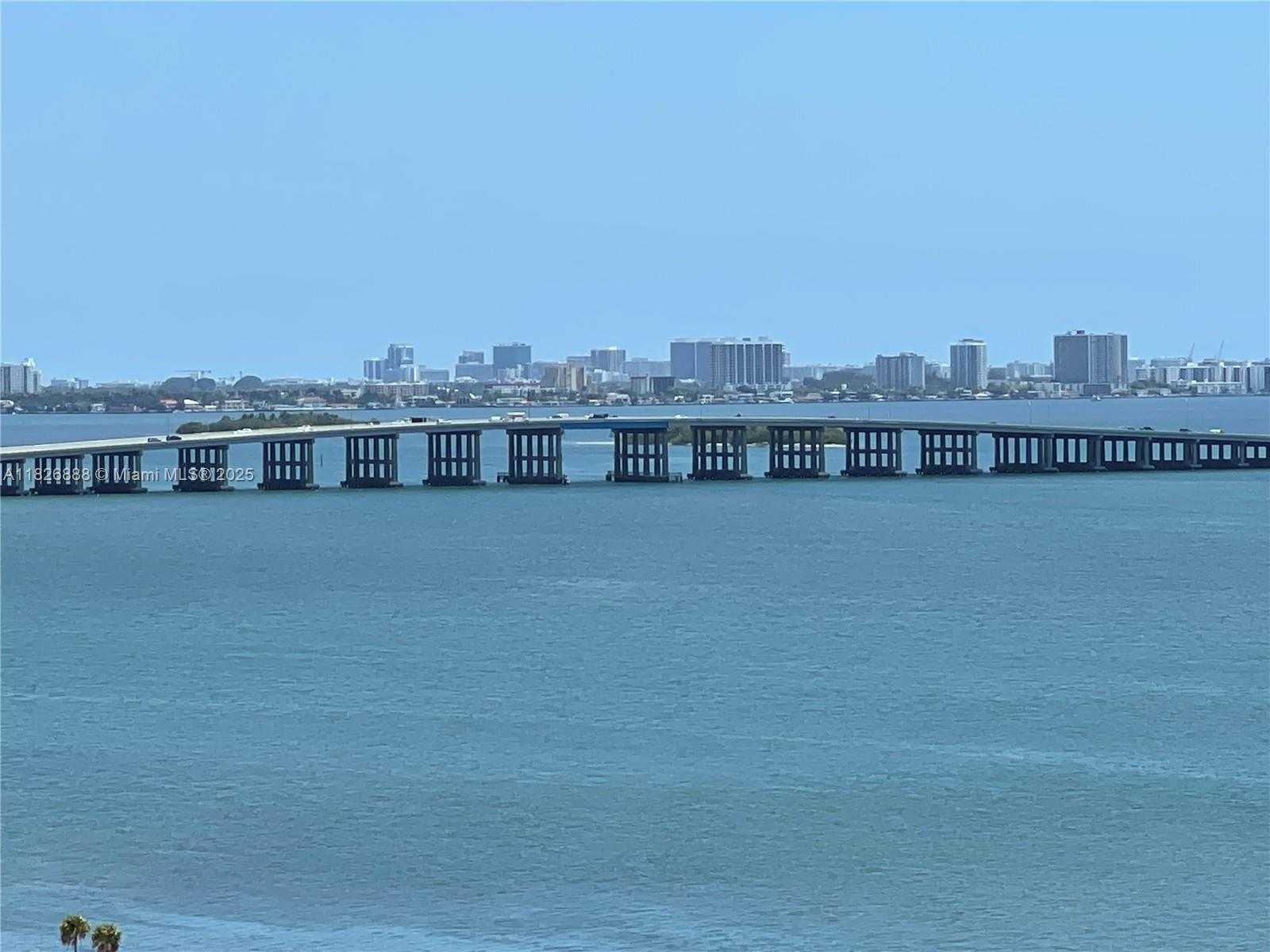 Small Image of 1900 NORTH BAYSHORE DR #2114, Miami Number 18